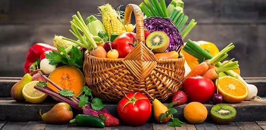 Panier de fruits et légumes bio frais de saison