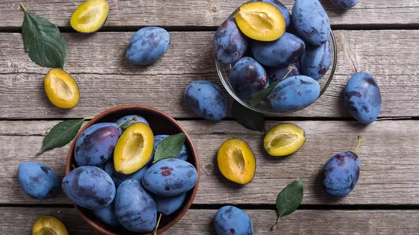 prune